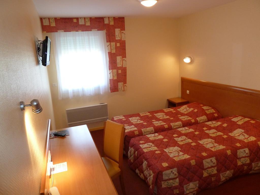 מסיאק Hotel La Colombiere Cantal מראה חיצוני תמונה
