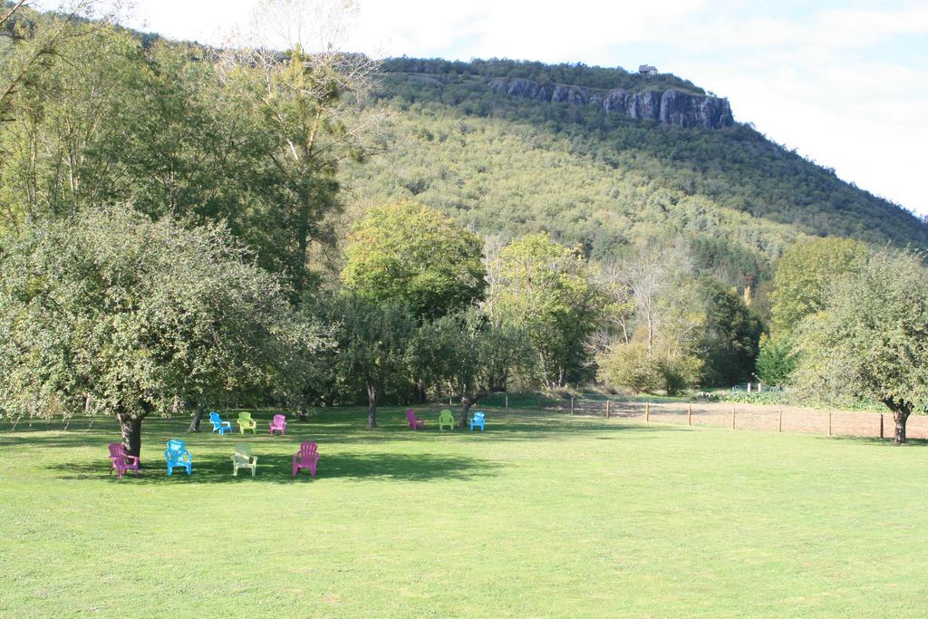 מסיאק Hotel La Colombiere Cantal מראה חיצוני תמונה