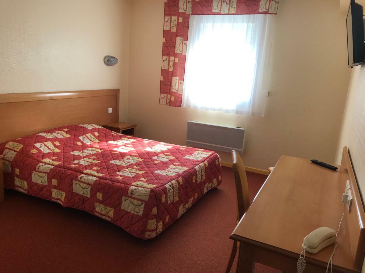 מסיאק Hotel La Colombiere Cantal מראה חיצוני תמונה